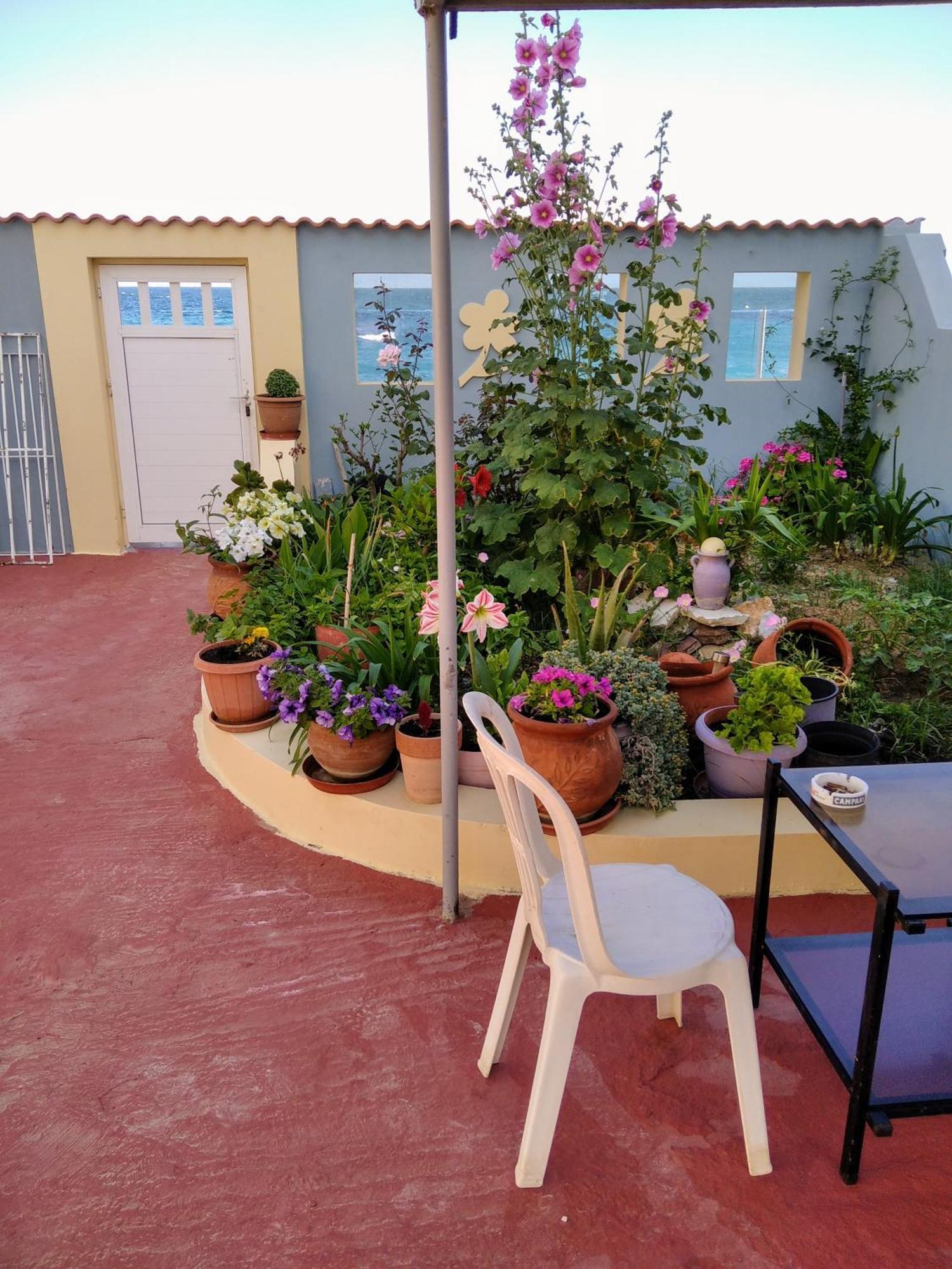House Next To The Sea Side Apartamento Dhervénion Exterior foto